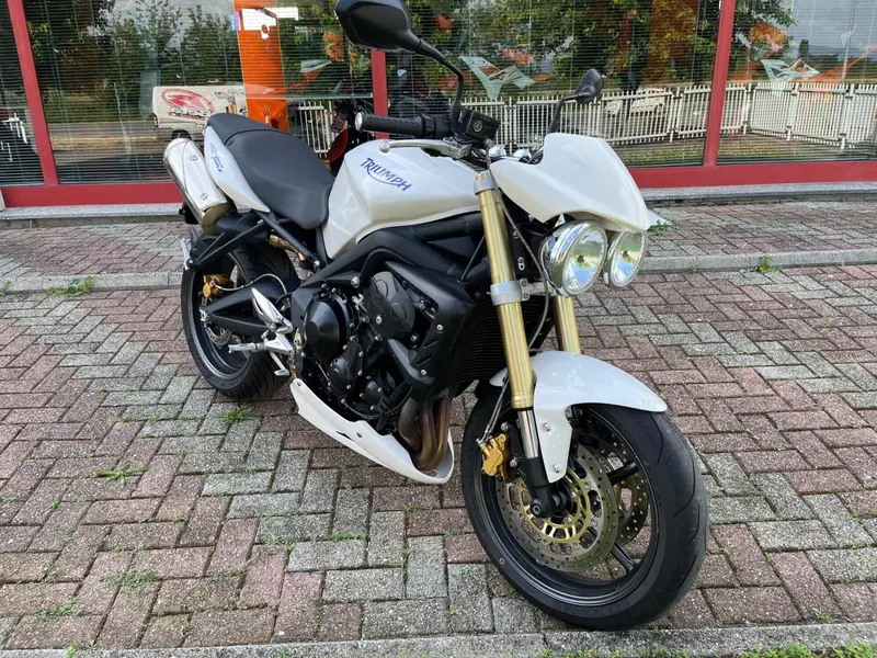 Triumph Street Triple (2007 - 12) (3)