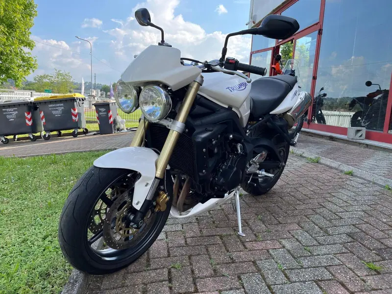 Triumph Street Triple (2007 - 12) (6)