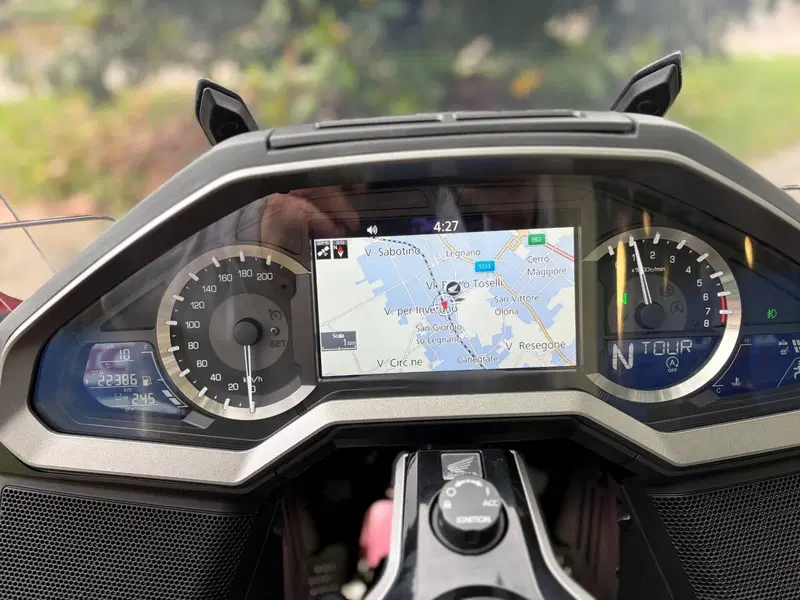Honda GL 1800 Gold Wing DCT Tour (2020) (7)