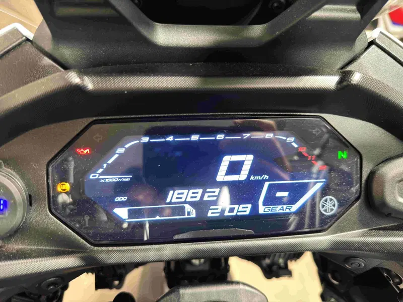 Yamaha Tracer 7 (2025 - 26) (5)