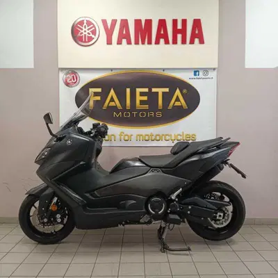 Yamaha T-Max 560 (2022 - 24) usata