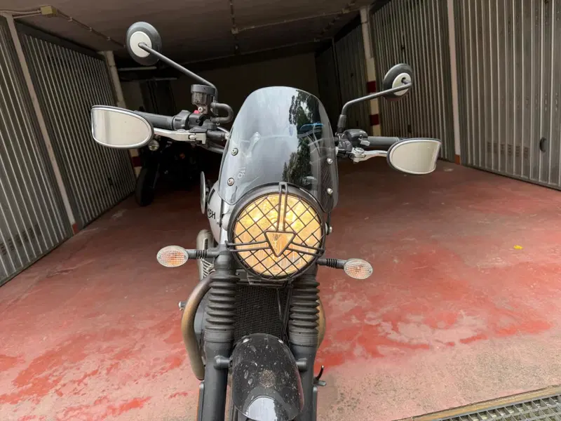 Triumph Street Twin 900 (2017 - 18) (9)