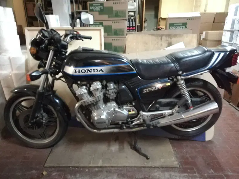 Honda 750 F (3)
