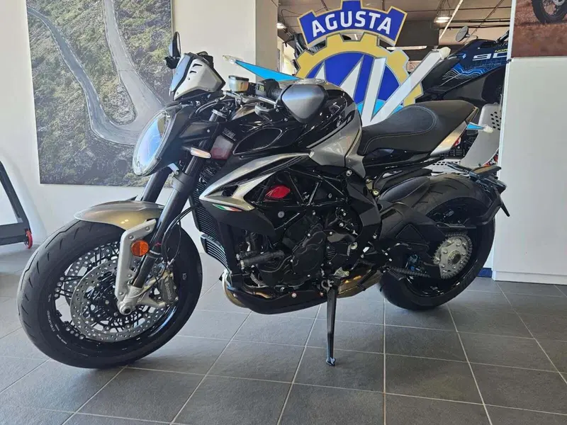 MV Agusta Dragster 800 RR Ottantesimo (2025 - 26) (4)