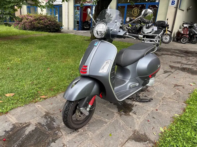 Vespa GTS 300 Super Hpe (2021 - 22) (4)