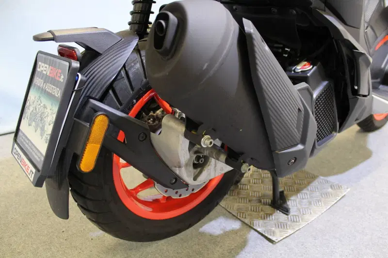 Aprilia SR GT 125 (2022 - 24) (6)