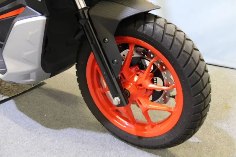 Aprilia SR GT 125 (2022 - 24) (7)