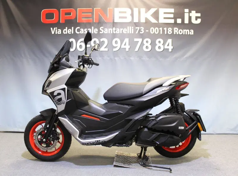 Aprilia SR GT 125 (2022 - 24) (2)