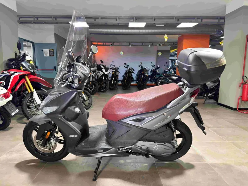 Kymco Agility 200i R16 + (2020) (4)