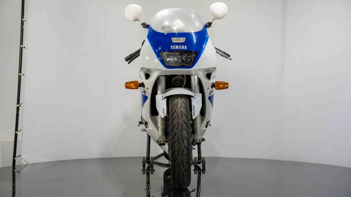 Yamaha FZR 1000 Exup (1991 - 93) (4)