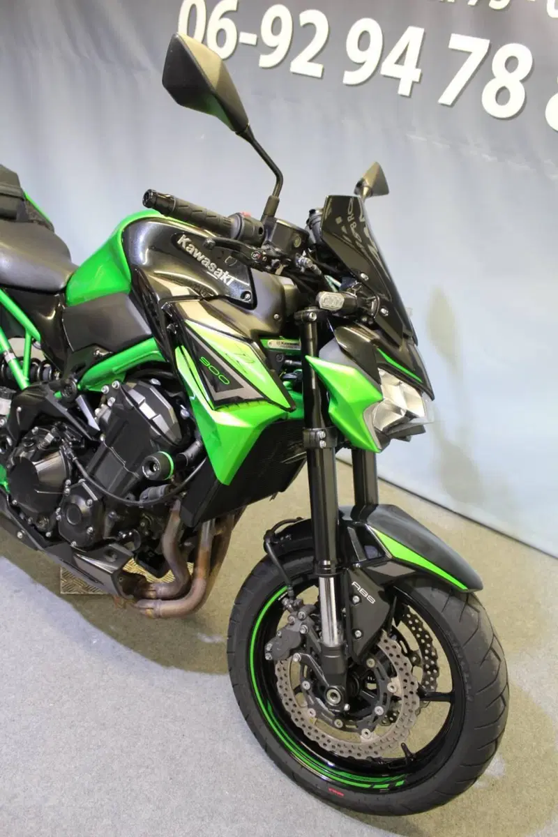 Kawasaki Z 900 Performance (2021 - 24) (7)