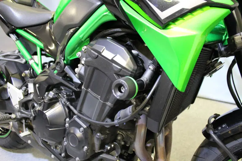 Kawasaki Z 900 Performance (2021 - 24) (9)