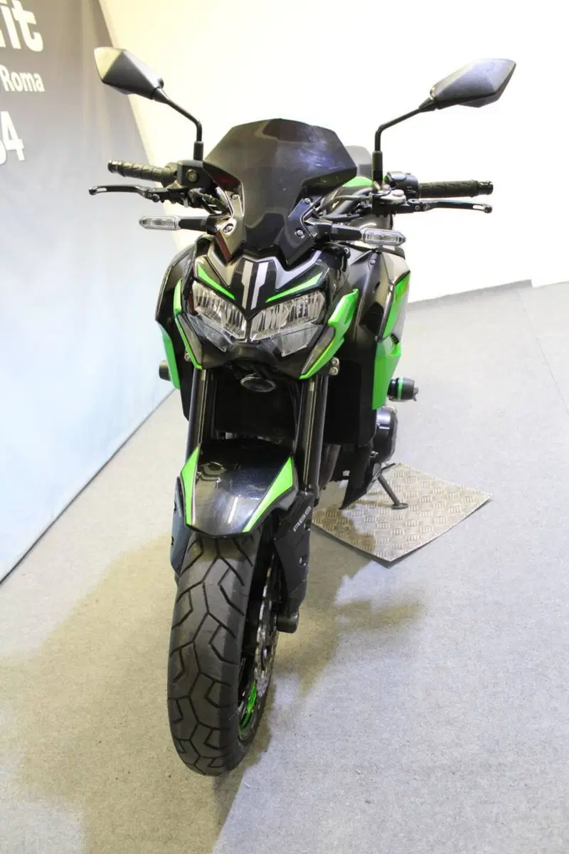 Kawasaki Z 900 Performance (2021 - 24) (15)