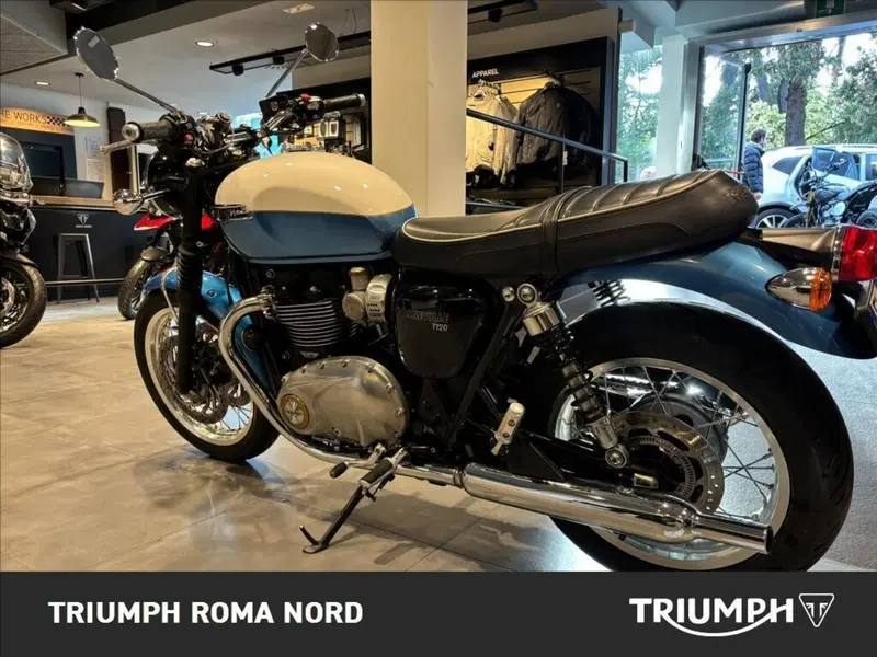 Triumph Bonneville T120 (2021 - 25) (2)