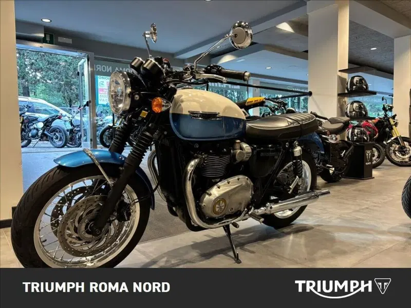 Triumph Bonneville T120 (2021 - 25) (5)