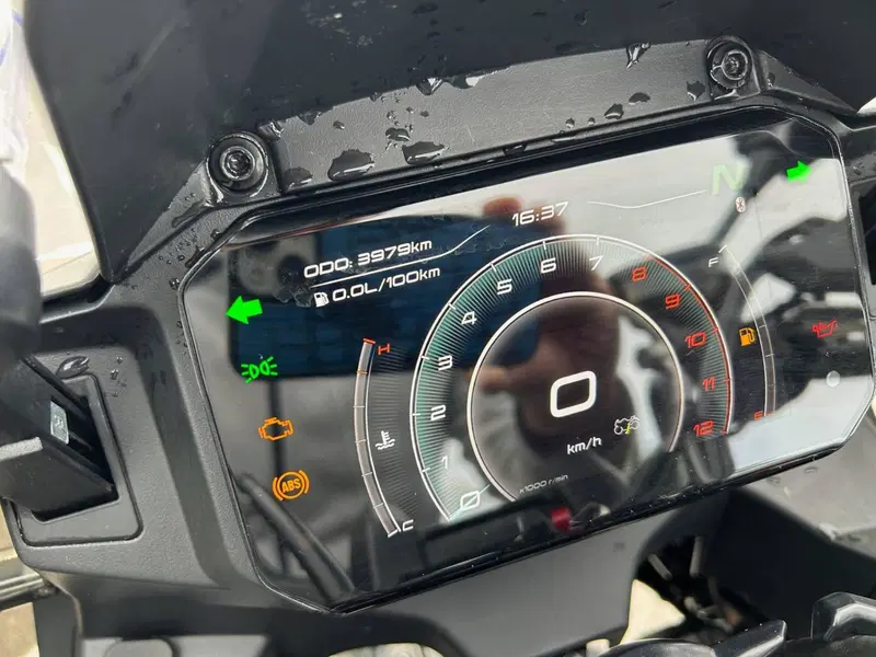 CFMOTO 700MT (2024 - 26) (6)