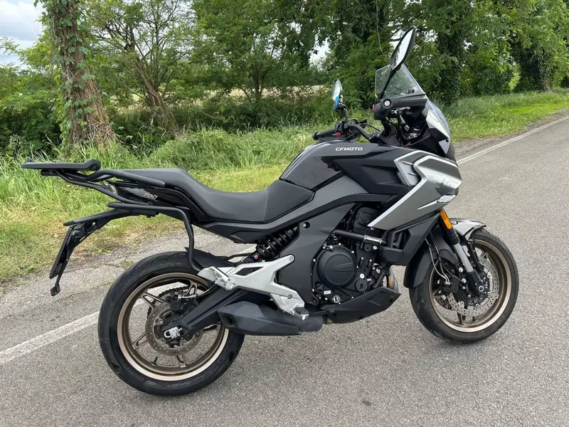 CFMOTO 700MT (2024 - 26) (7)