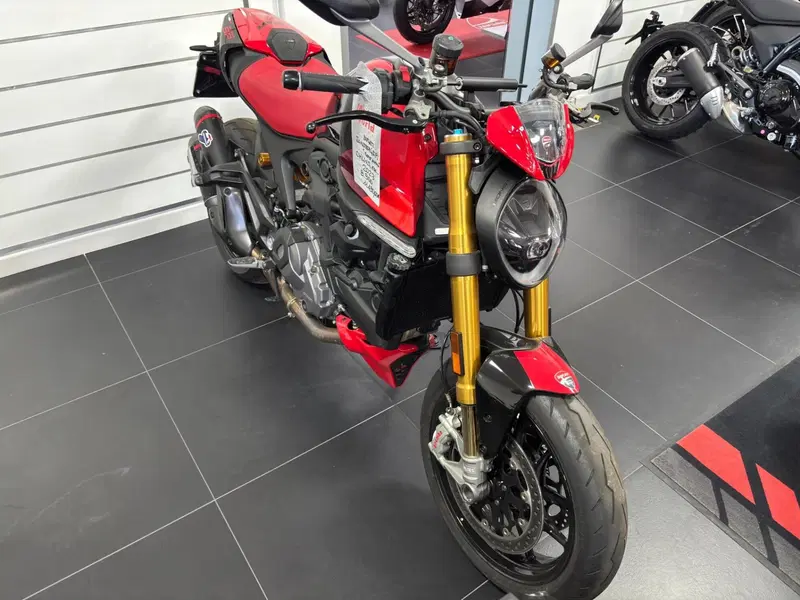 Ducati Monster 937 SP (2023 - 25) (4)