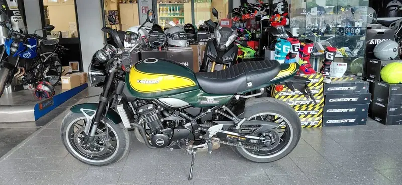 Kawasaki Z 900 RS SE (2022 - 25) (2)