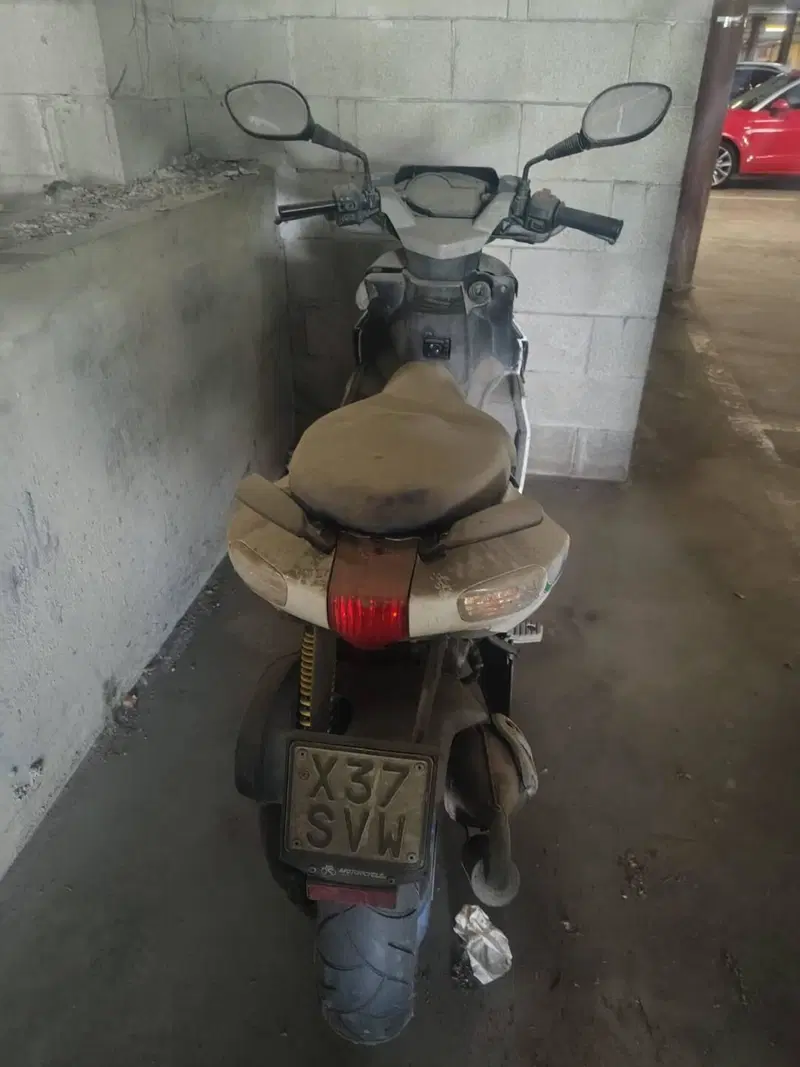 Aprilia SR 50 Street (2008 - 13) (4)