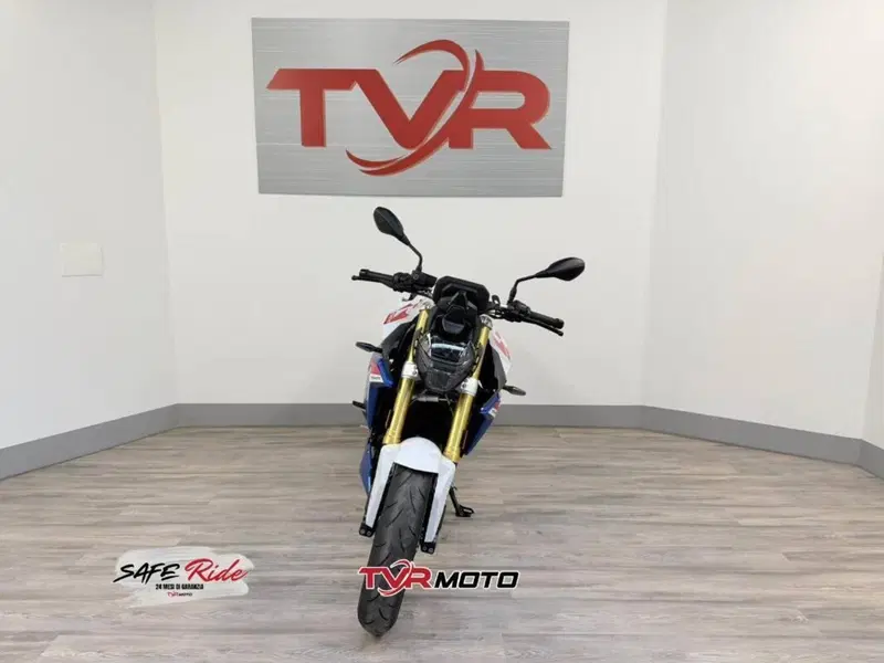 Bmw F 900 R (2021 - 24) (3)