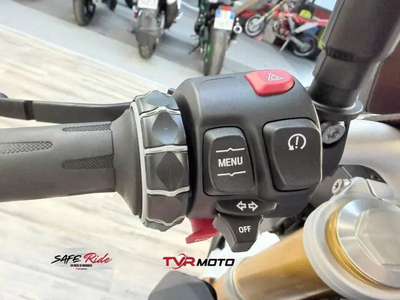 Bmw F 900 R (2021 - 24) (7)