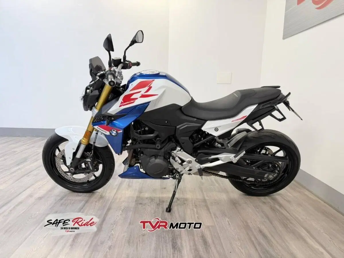 Bmw F 900 R (2021 - 24) (4)