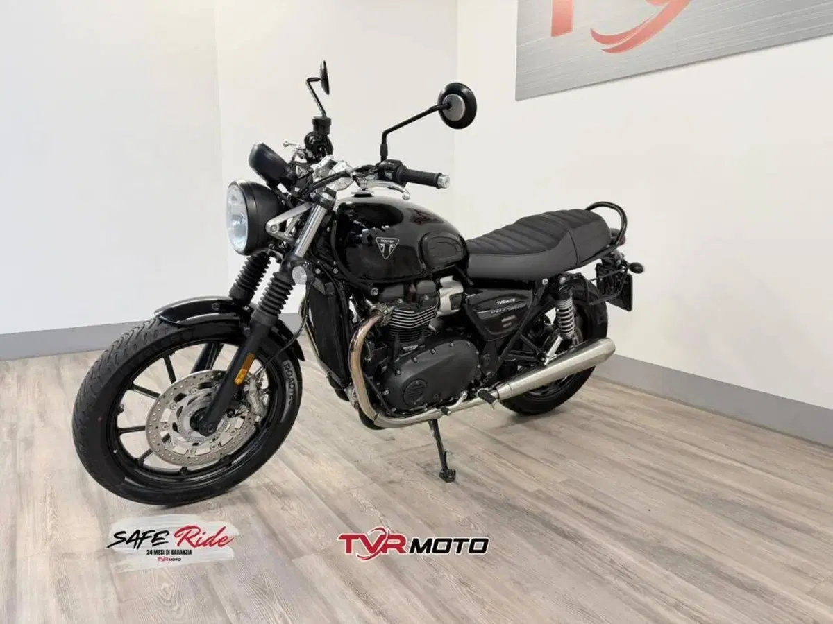 Triumph Speed Twin 900 (2023 - 24) (4)
