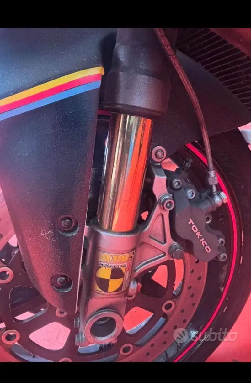 Suzuki GSX R 750 (1999 - 03) (5)