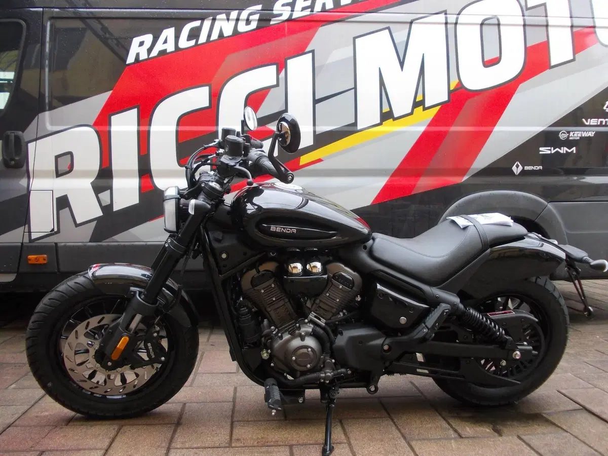 Benda Motorcycles Chinchilla 350 CVT Neo (2026)