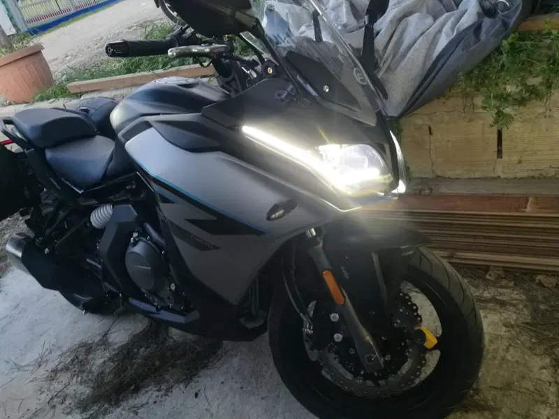 CFMOTO 650GT (2021 - 26) (2)