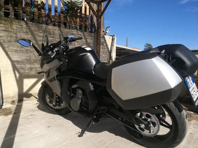 CFMOTO 650GT (2021 - 26) (13)