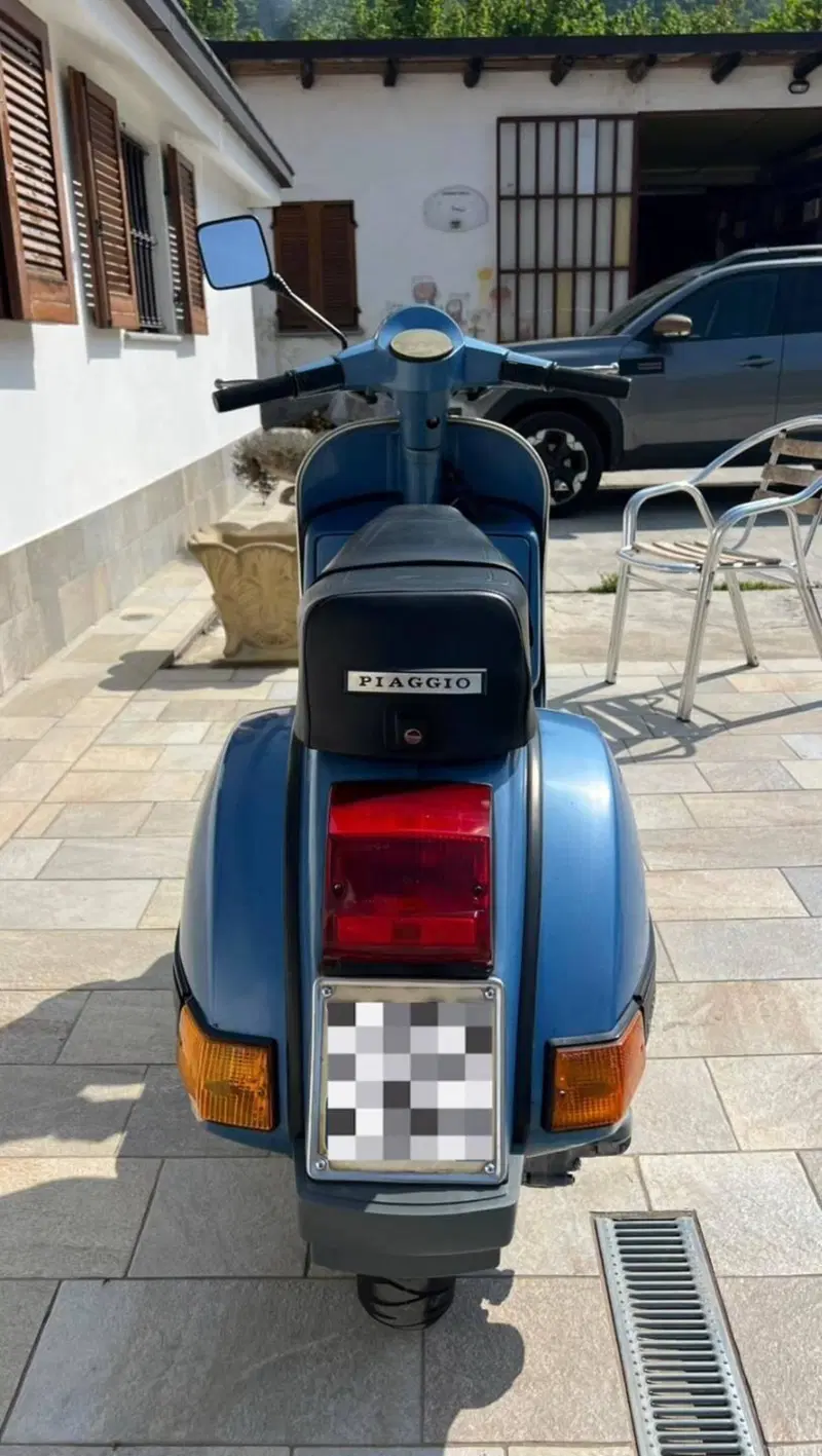 Piaggio Vespa PX 125 E ARCOBALENO (5)