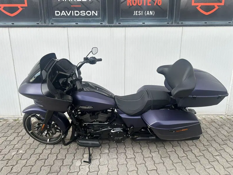 Harley-Davidson Road Glide (2024 - 26) (2)