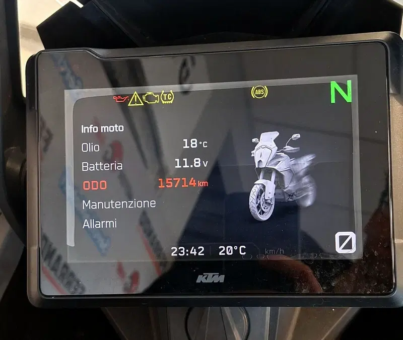 KTM 1290 Super Adventure S (2022 - 25) (4)