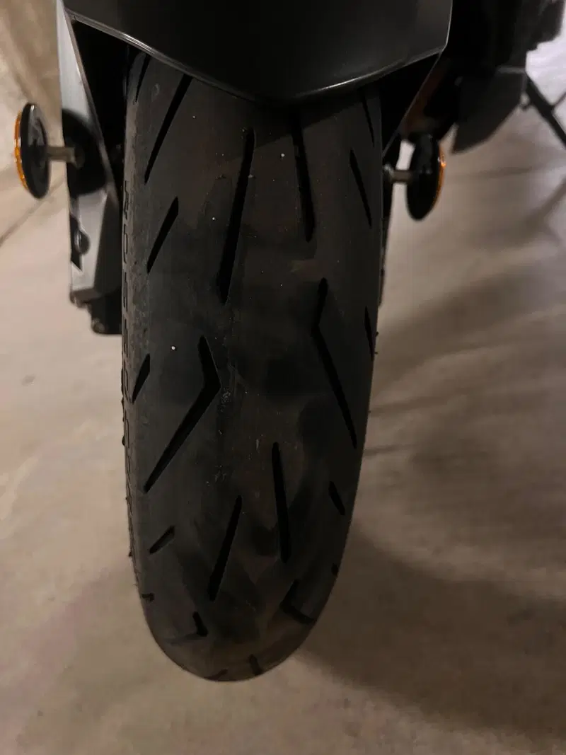 Suzuki GSX-S1000 (2021 - 25) (12)