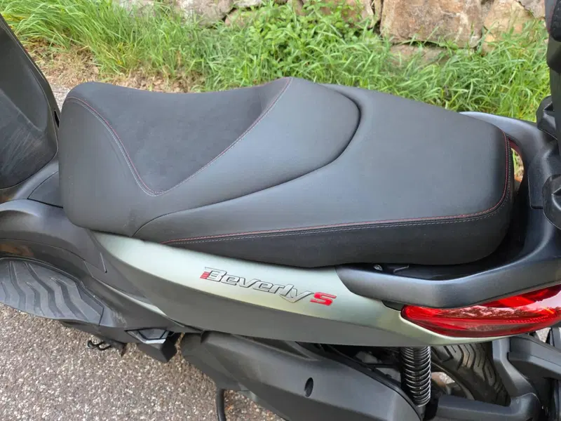 Piaggio Beverly 300 S ABS-ASR (2021 - 25) (7)