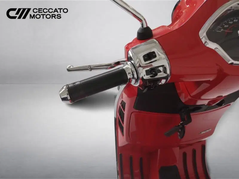 Vespa GTS 300 Super (2023 - 24) (11)