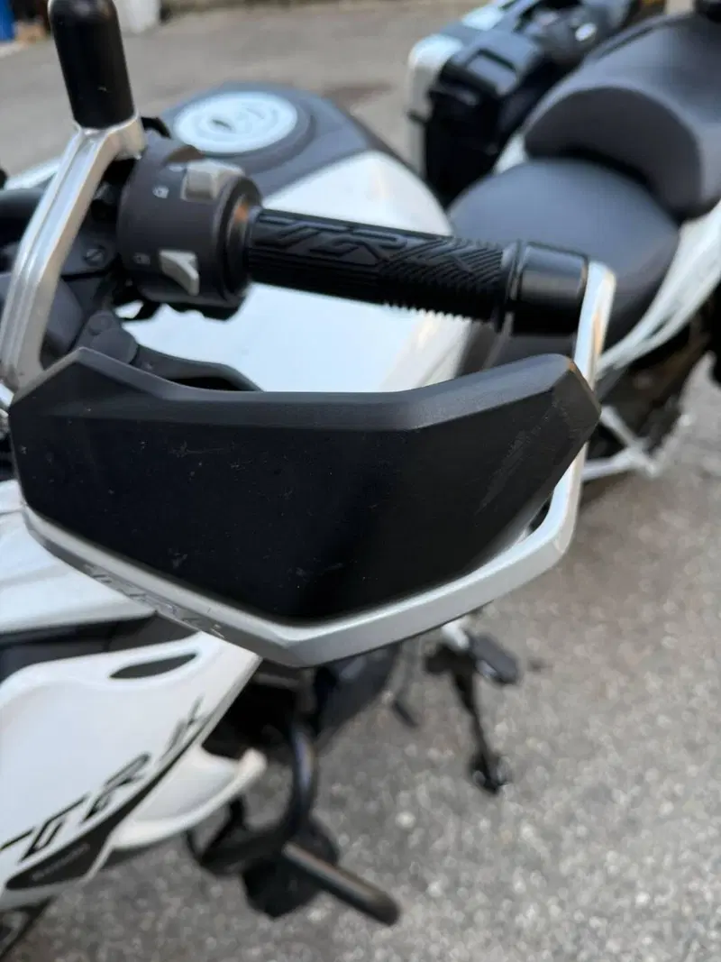 Benelli TRK 502 (2021 - 25) (13)