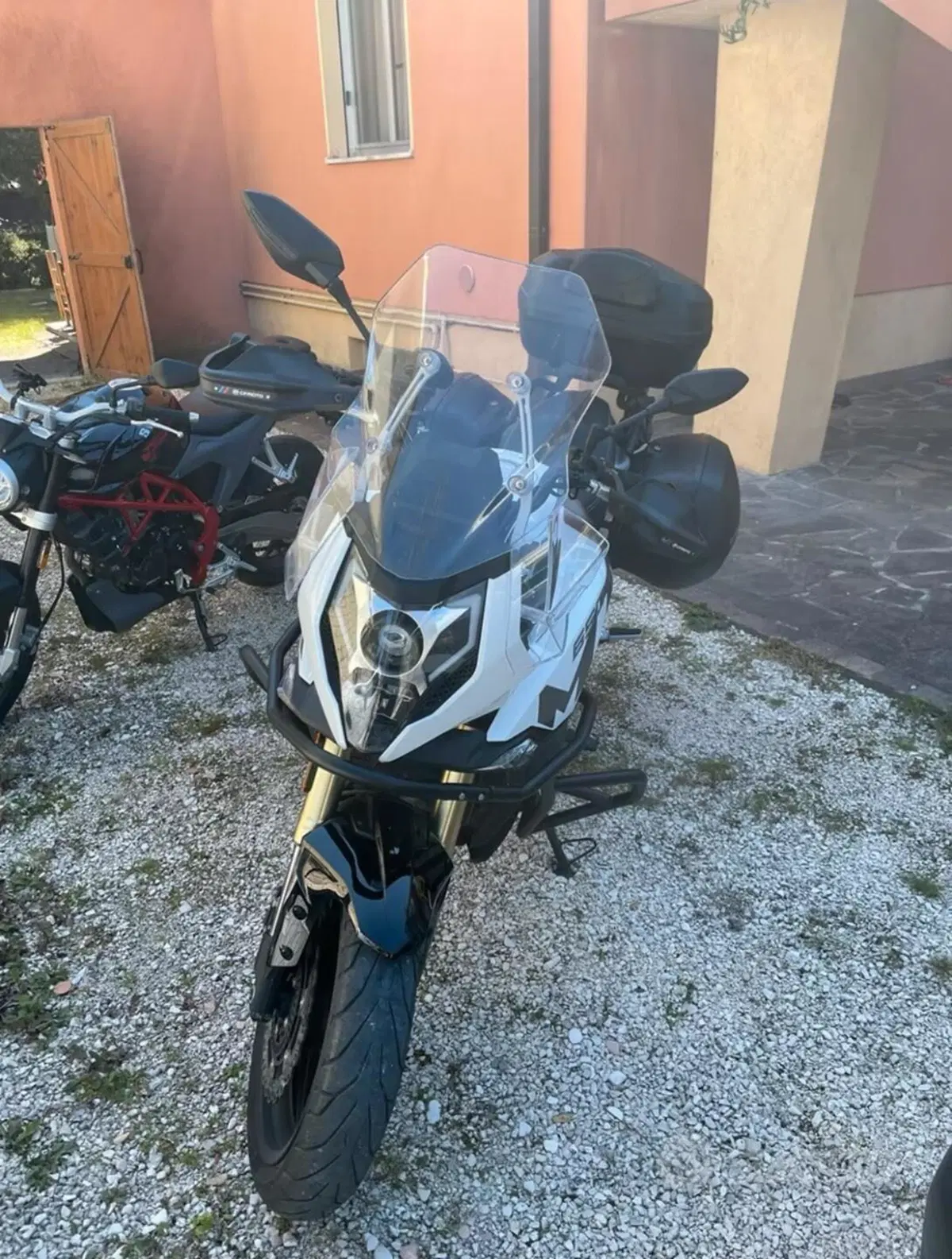CFMOTO 650MT (2021 - 24) (4)