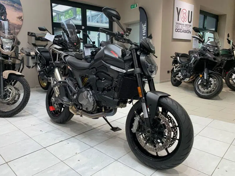 Ducati Monster 937 + (2021 - 25) (2)