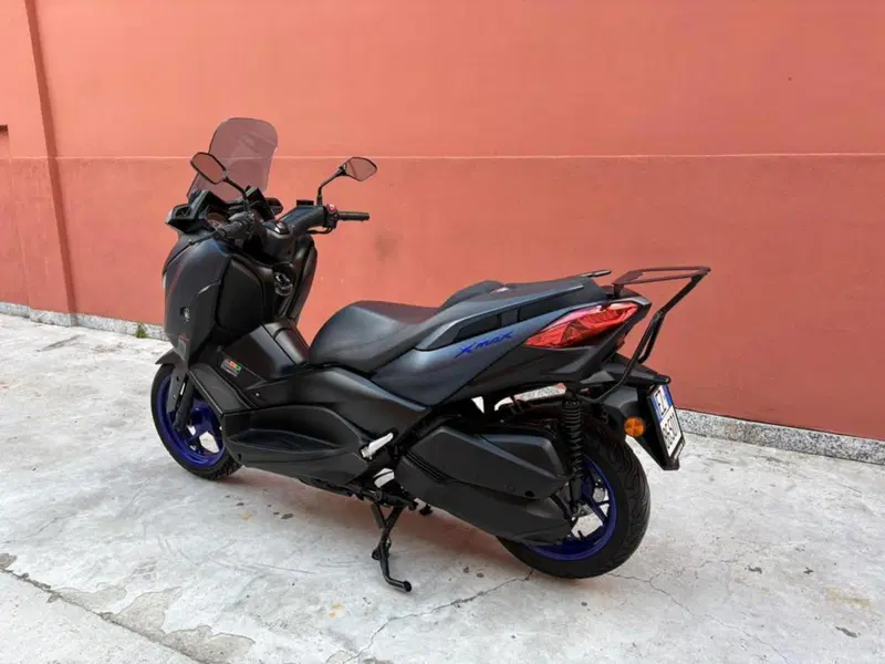 Yamaha X-Max 300 (2021 - 24) (7)