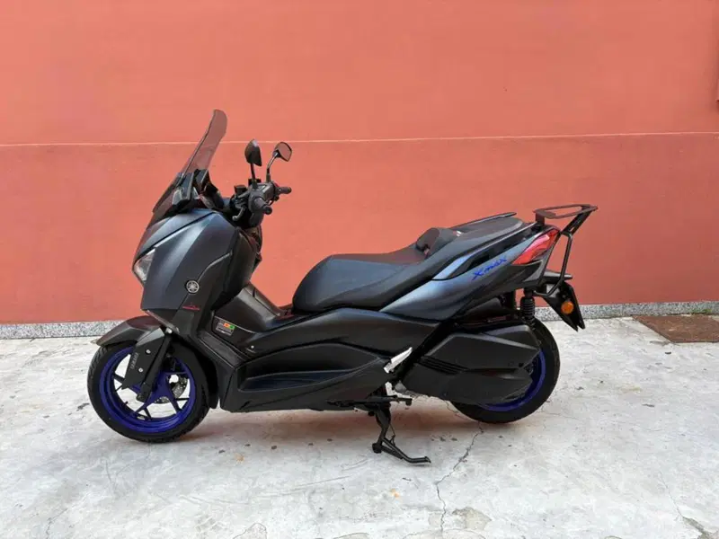Yamaha X-Max 300 (2021 - 24) (8)