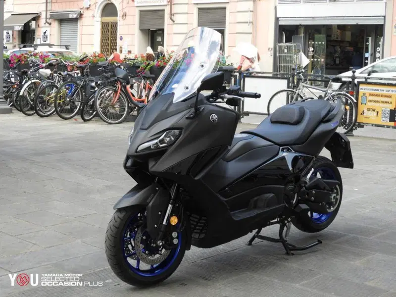 Yamaha T-Max 560 (2022 - 24) (3)