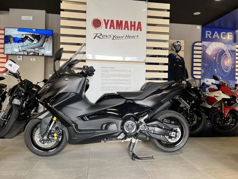 Yamaha T-Max 560 Tech Max (2022 - 24) (6)