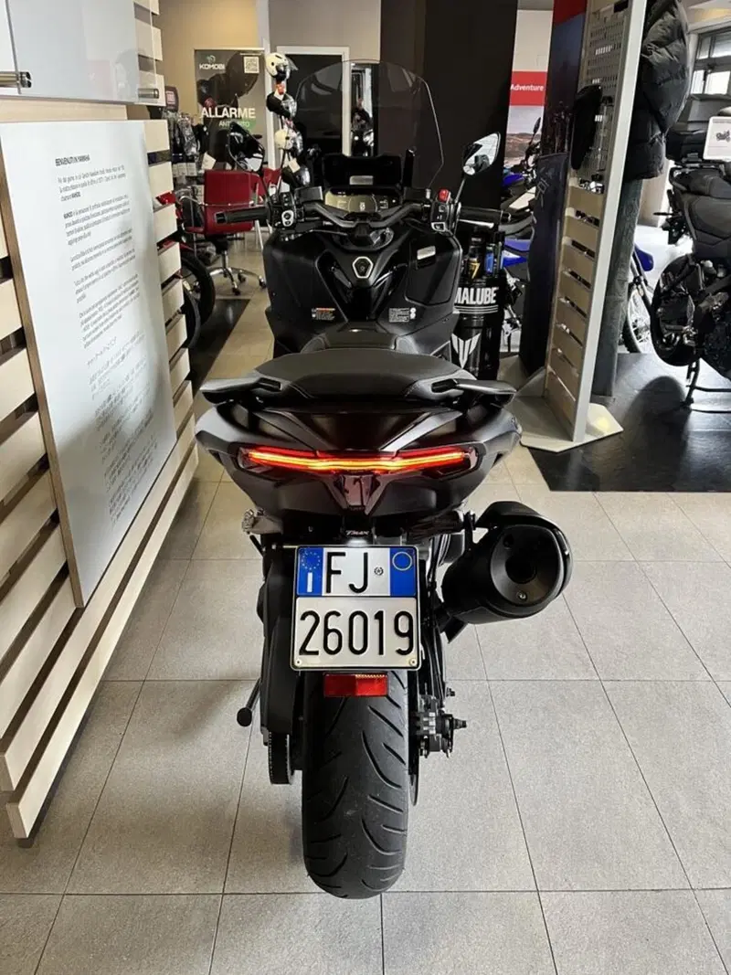 Yamaha T-Max 560 Tech Max (2022 - 24) (8)