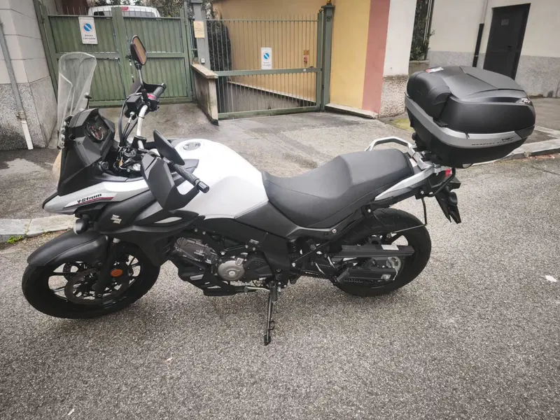 Suzuki V-Strom 650 ABS (2011 - 17) (2)