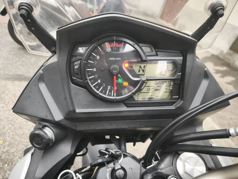 Suzuki V-Strom 650 ABS (2011 - 17) (3)