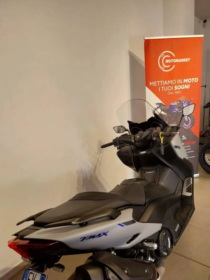 Yamaha T-Max 560 (2020 - 21) (5)