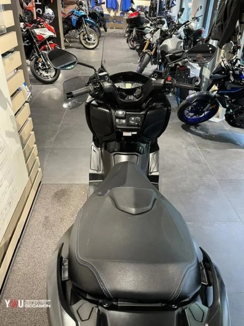 Suzuki Burgman AN 400 (2017 - 20) (7)